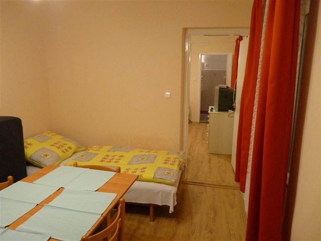 Pallósi Ház A Sárvár Exterior foto