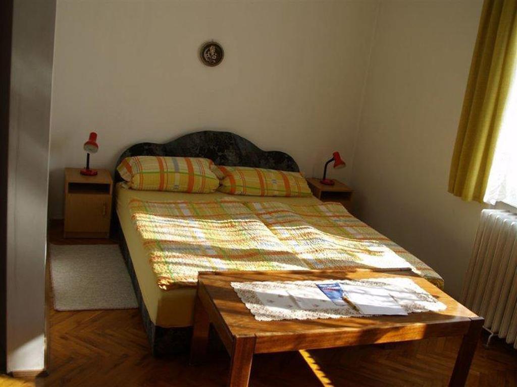 Pallósi Ház A Sárvár Exterior foto